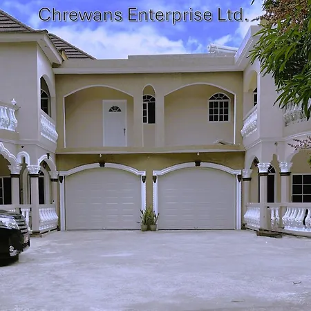 Bed and Breakfast Chrewans Enterprise Ltd
